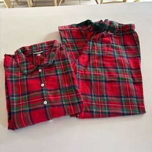 Vineyard Vines Plaid Pajama Set - Red and Green size small